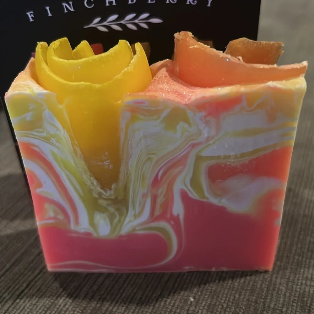 Finchberry main squeeze Orange & Lemon Soap Bar  4.5oz